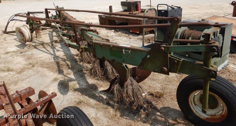 image for item IR9085 Oliver 448  six bottom plow