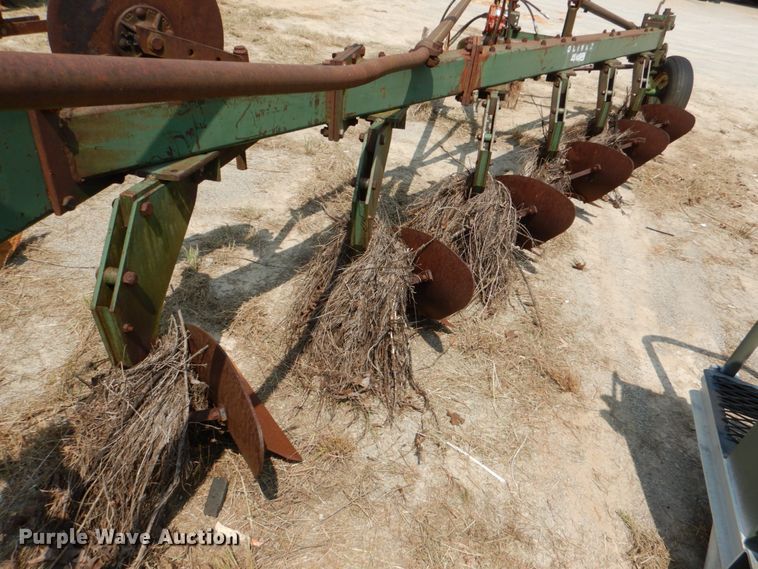 image for item IR9085 Oliver 448  six bottom plow