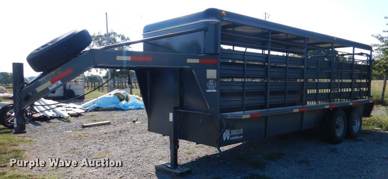 image for item IR9144 2010 WW  livestock trailer