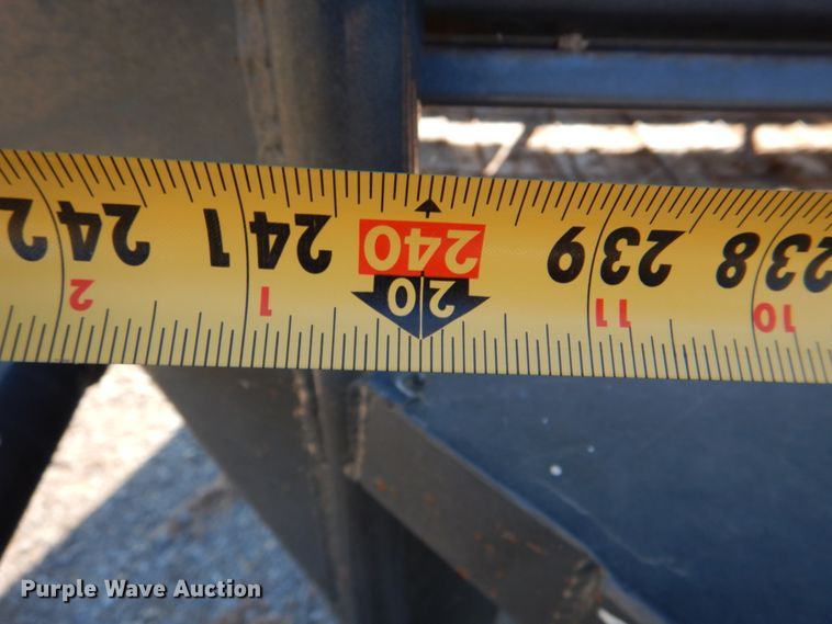 image for item IR9144 2010 WW  livestock trailer