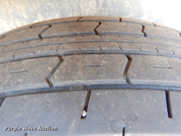 image for item IR9144 2010 WW  livestock trailer