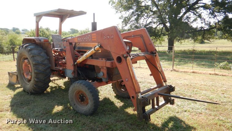 image for item IR9147 Case 1210  tractor