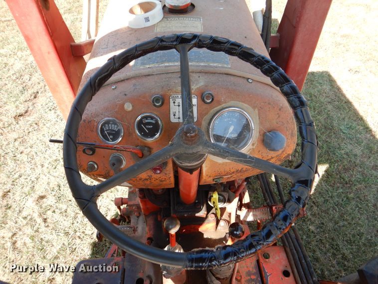 image for item IR9147 Case 1210  tractor