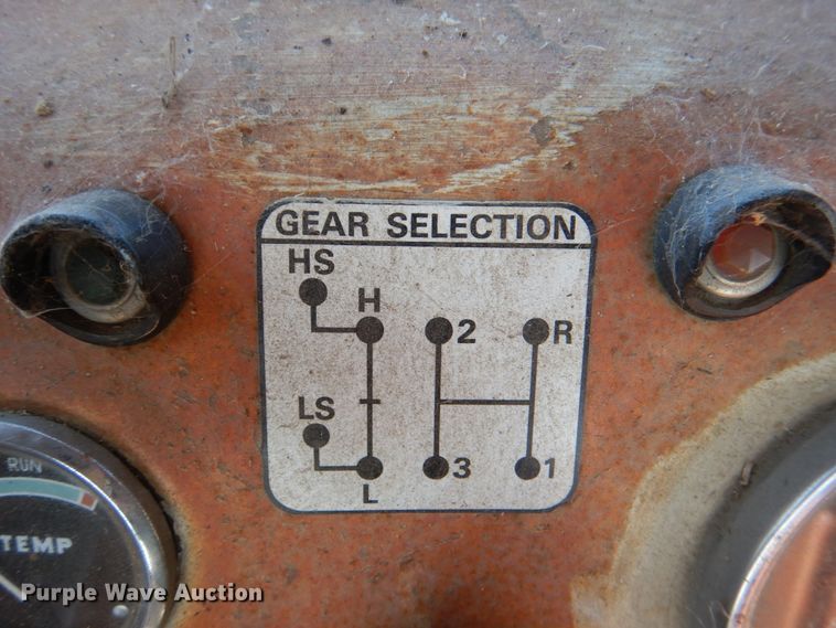 image for item IR9147 Case 1210  tractor