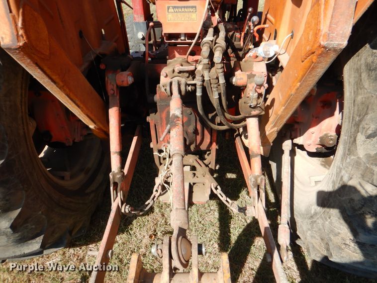 image for item IR9147 Case 1210  tractor