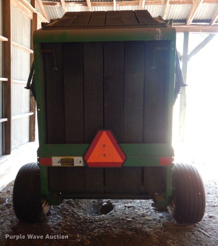 image for item IR9149 John Deere 435  round baler