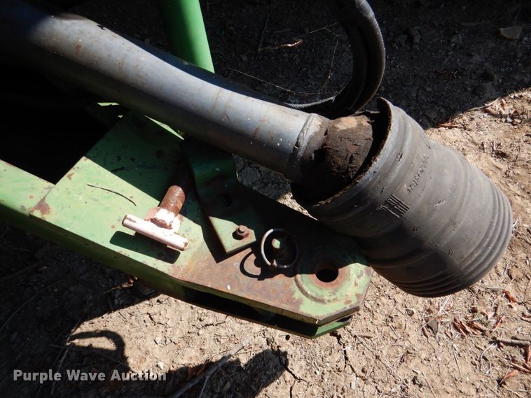 image for item IR9149 John Deere 435  round baler