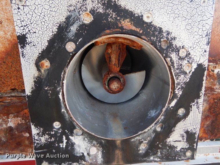 image for item JG9142 1996 Mack CH613  fertilizer delivery truck