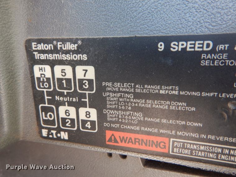 image for item JG9142 1996 Mack CH613  fertilizer delivery truck