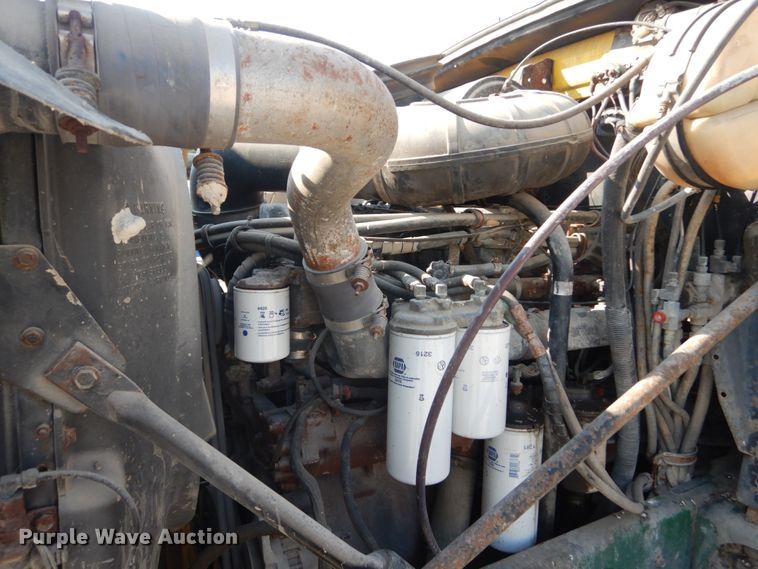 image for item JG9142 1996 Mack CH613  fertilizer delivery truck