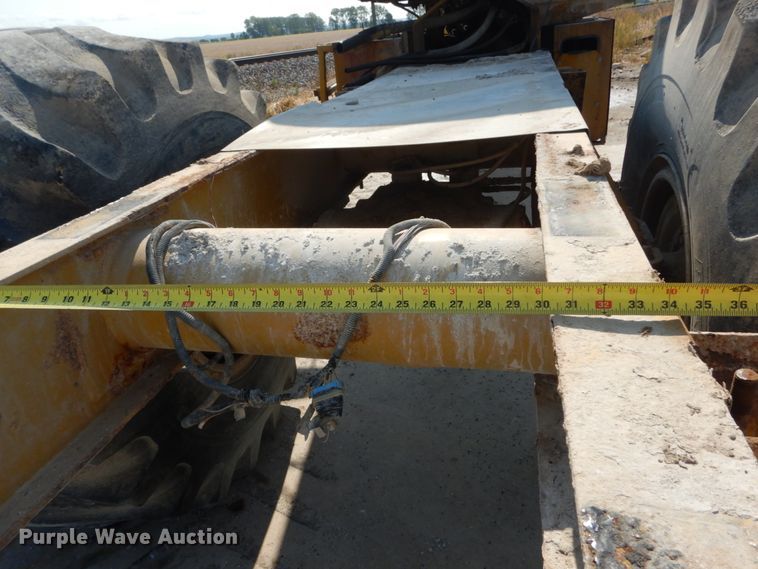 image for item JG9143 Ag-Chem TerraGator 1803  applicator cab and chassis