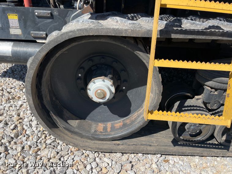 image for item JQ9630 1995 Caterpillar Challenger 85C  tractor