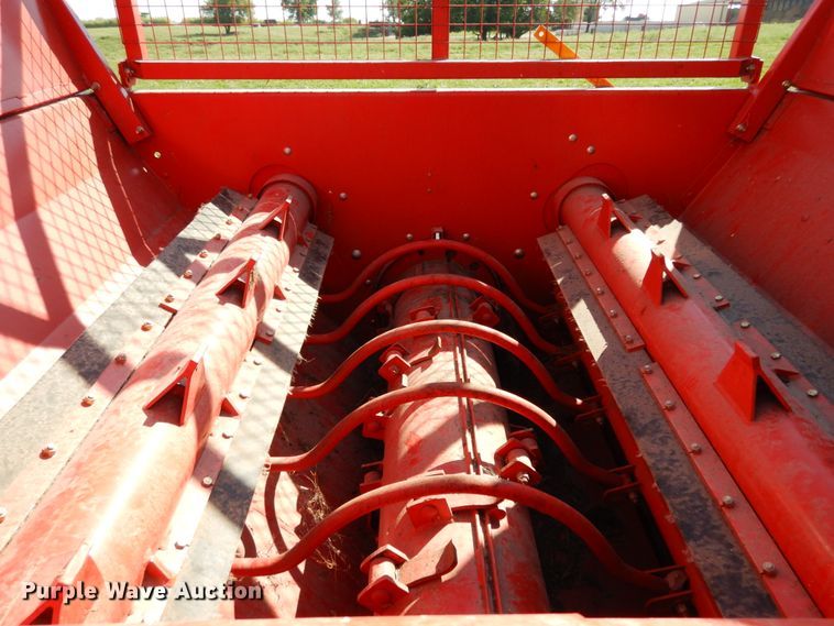 image for item KI9582 Highline Bale Pro CFR650  bale processor