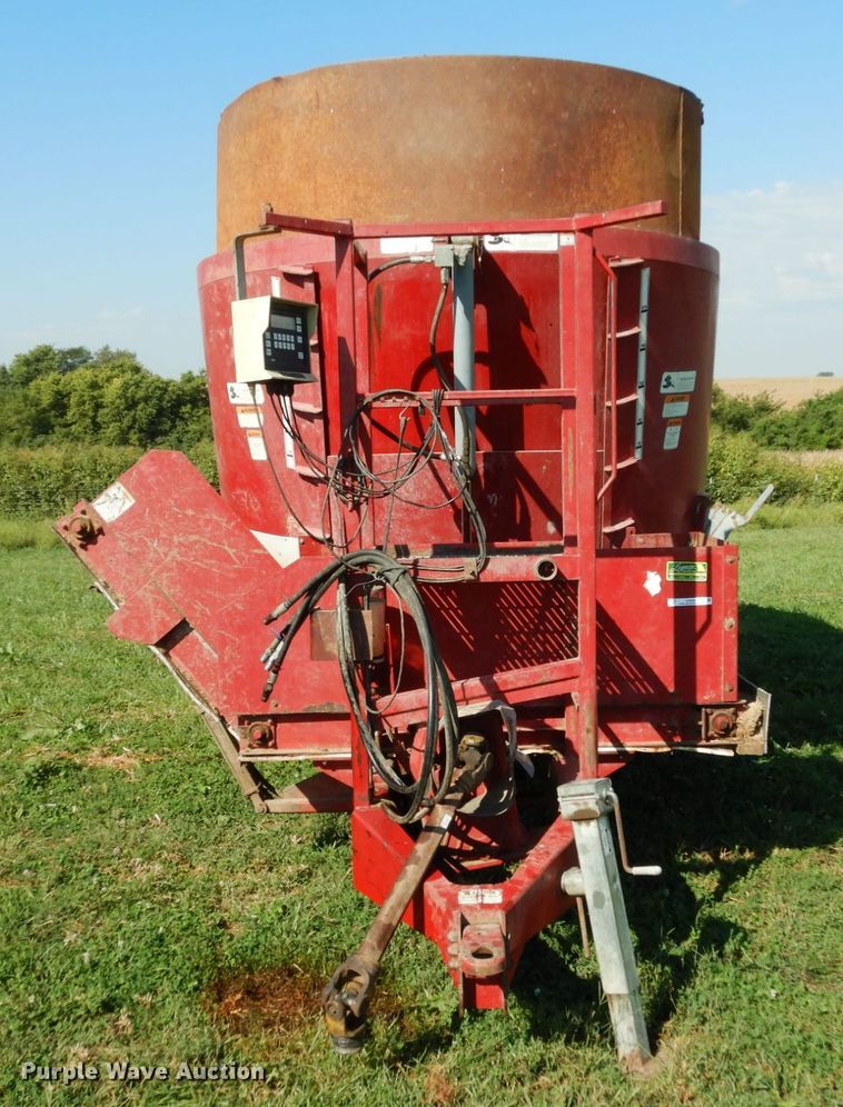 image for item KI9584 Jay-Lor 2725  feed mixer