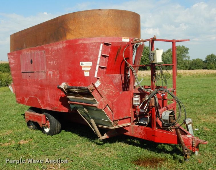 image for item KI9584 Jay-Lor 2725  feed mixer