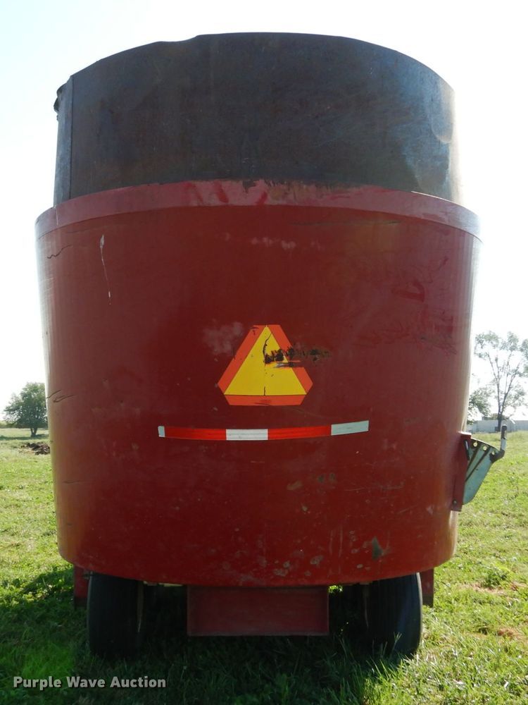 image for item KI9584 Jay-Lor 2725  feed mixer