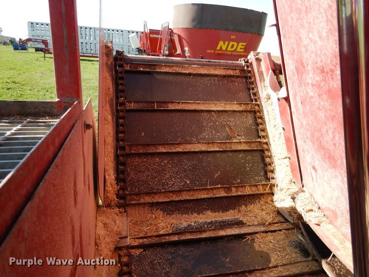 image for item KI9584 Jay-Lor 2725  feed mixer