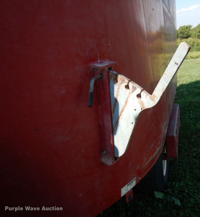 image for item KI9584 Jay-Lor 2725  feed mixer