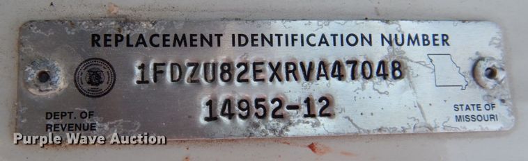 image for item KI9593 1994 Ford LT8000  fertilizer delivery truck