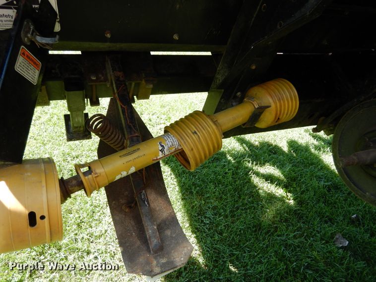 image for item KI9614 AGCO 438  corn head