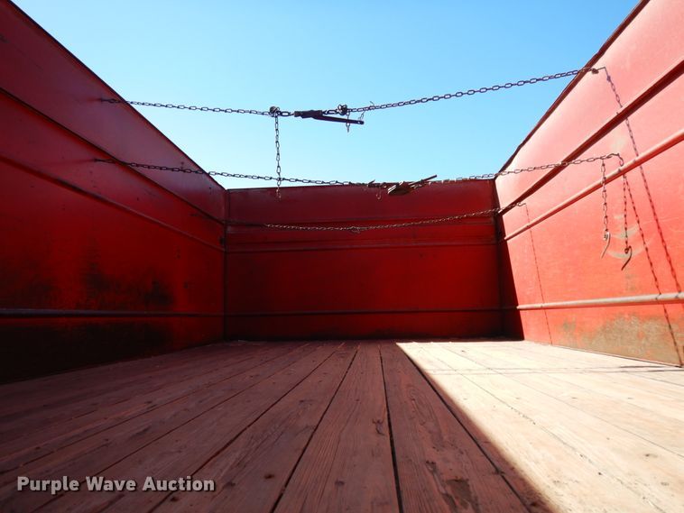 image for item KI9615 1976 Chevrolet C60  grain truck