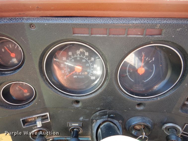 image for item KI9615 1976 Chevrolet C60  grain truck