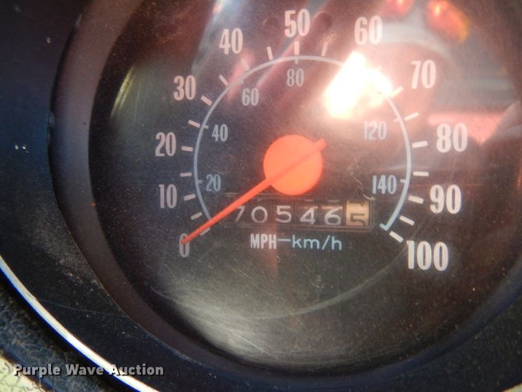 image for item KI9615 1976 Chevrolet C60  grain truck