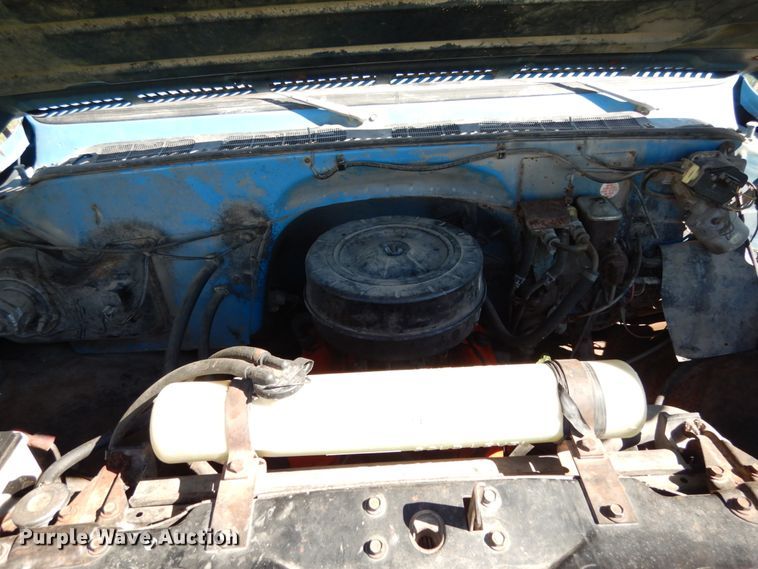 image for item KI9615 1976 Chevrolet C60  grain truck