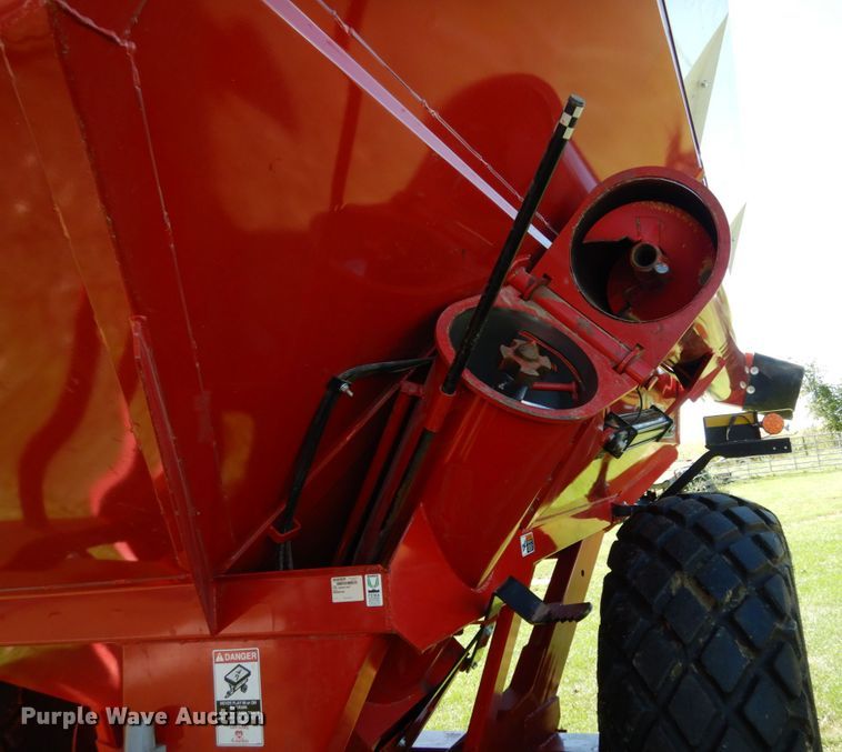 image for item KI9616 Killbros 1160  grain cart