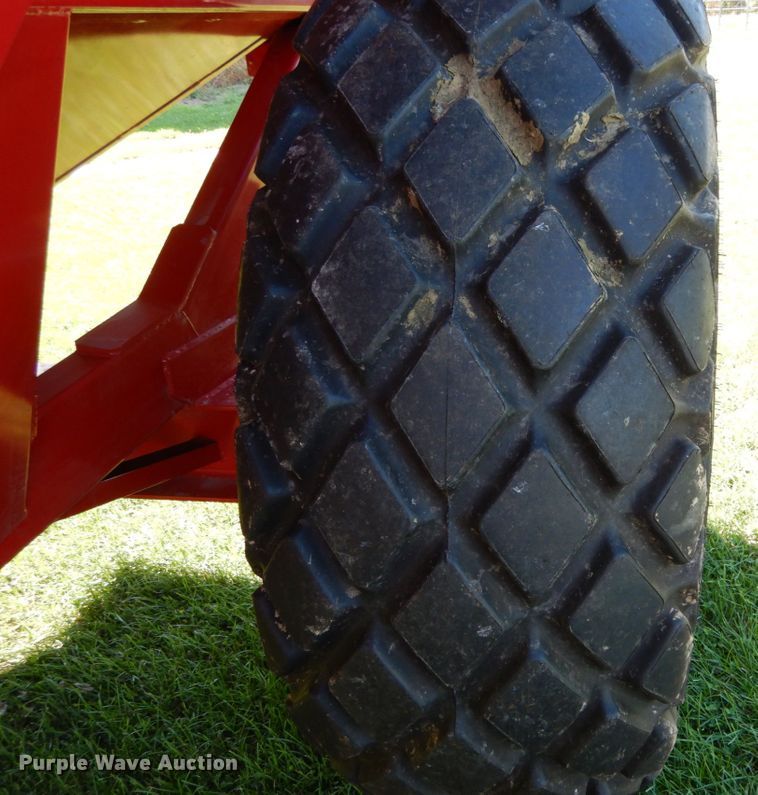 image for item KI9616 Killbros 1160  grain cart