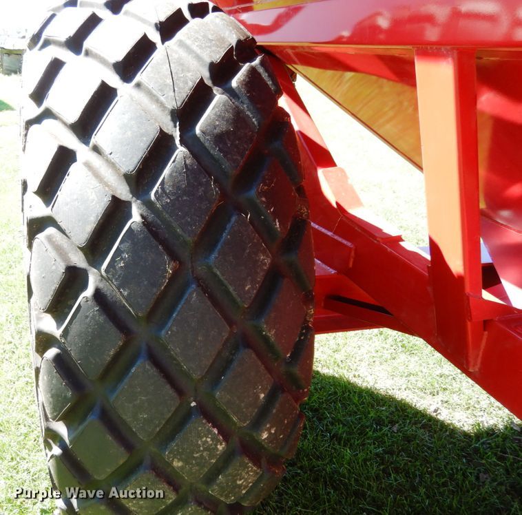 image for item KI9616 Killbros 1160  grain cart