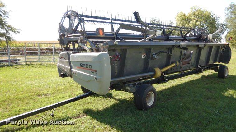 image for item KI9618 2011 AGCO 8200  flex head