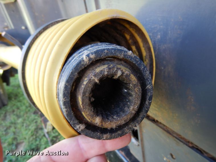 image for item KI9618 2011 AGCO 8200  flex head