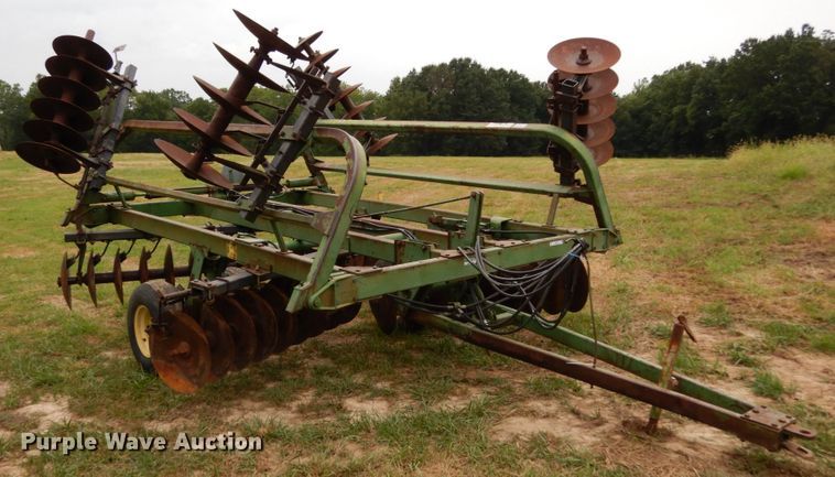 image for item KI9628 John Deere T0230  double off-set disk