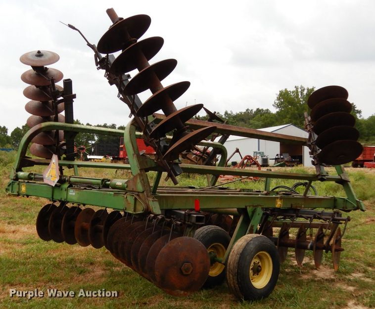 image for item KI9628 John Deere T0230  double off-set disk