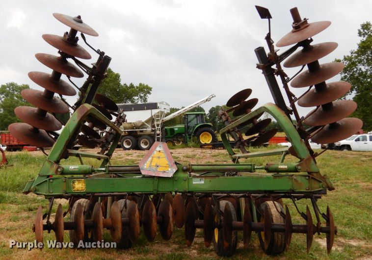 image for item KI9628 John Deere T0230  double off-set disk