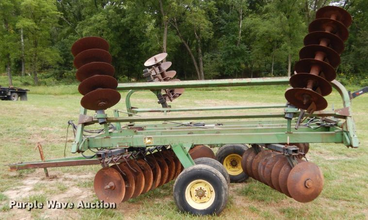 image for item KI9628 John Deere T0230  double off-set disk