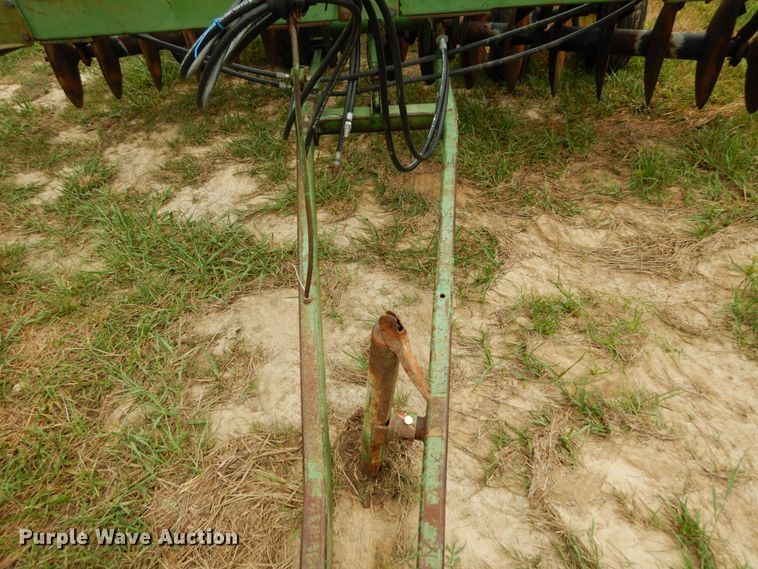 image for item KI9628 John Deere T0230  double off-set disk