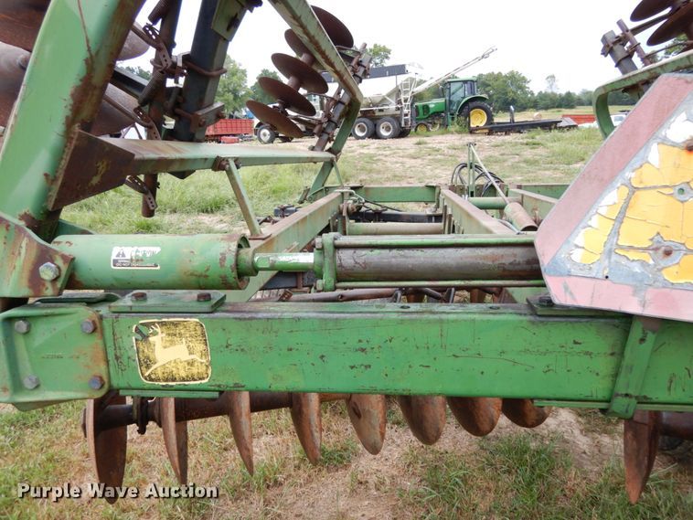 image for item KI9628 John Deere T0230  double off-set disk