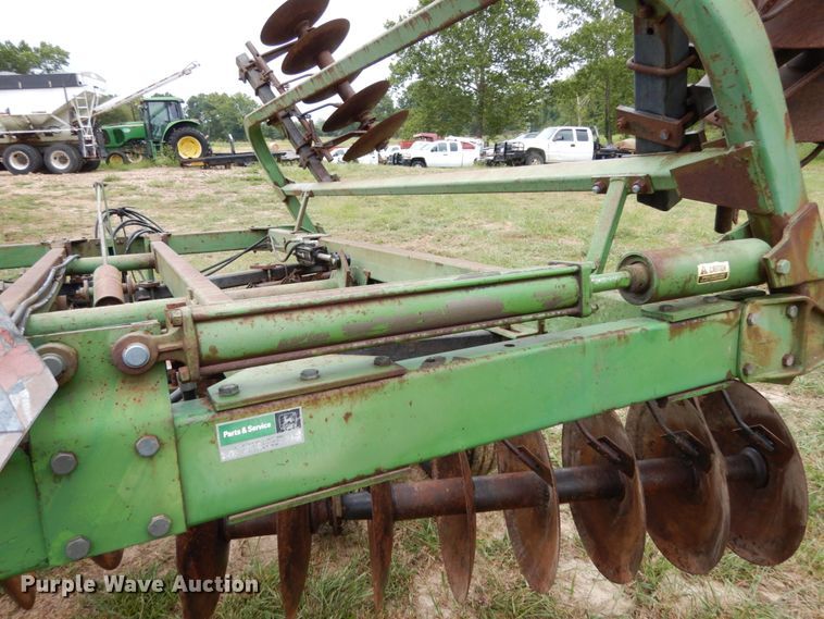 image for item KI9628 John Deere T0230  double off-set disk