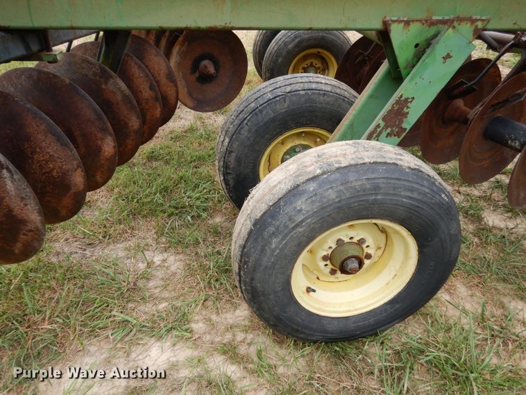 image for item KI9628 John Deere T0230  double off-set disk