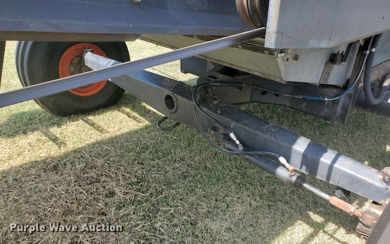 image for item KK9188 1983 Gleaner L3  combine