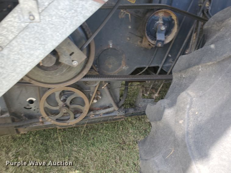 image for item KK9188 1983 Gleaner L3  combine