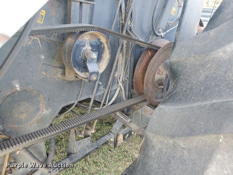 image for item KK9188 1983 Gleaner L3  combine