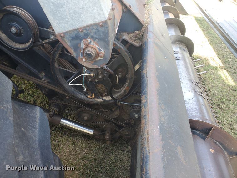 image for item KK9188 1983 Gleaner L3  combine