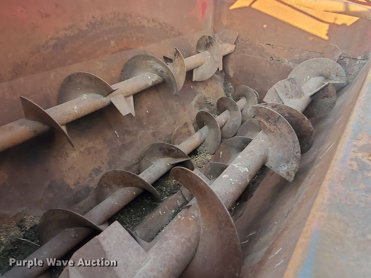 image for item KK9202 Van Dale feed mixer box