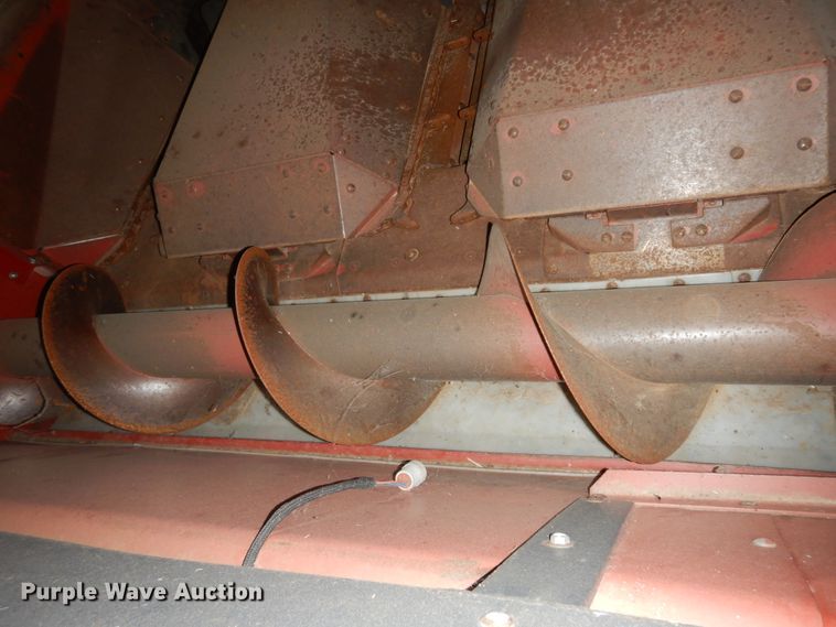 image for item KU9163 Case IH 1063  corn head