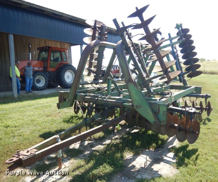 image for item KU9166 John Deere 230  double off-set disk