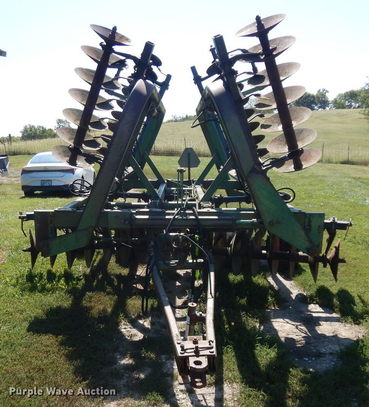 image for item KU9166 John Deere 230  double off-set disk