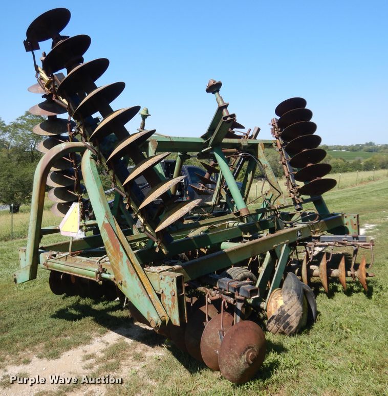 image for item KU9166 John Deere 230  double off-set disk